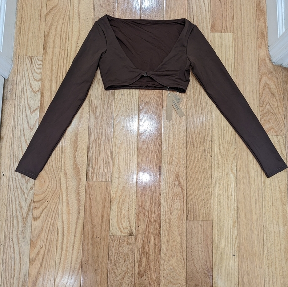 NWT SKIMS SWIM LONG SLEEVE SHRUG IN COCOA SIZE XXS - Picture 5 of 10